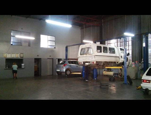 1,320M² WAREHOUSE FOR SALE IN RANDFONTEIN CENTRAL